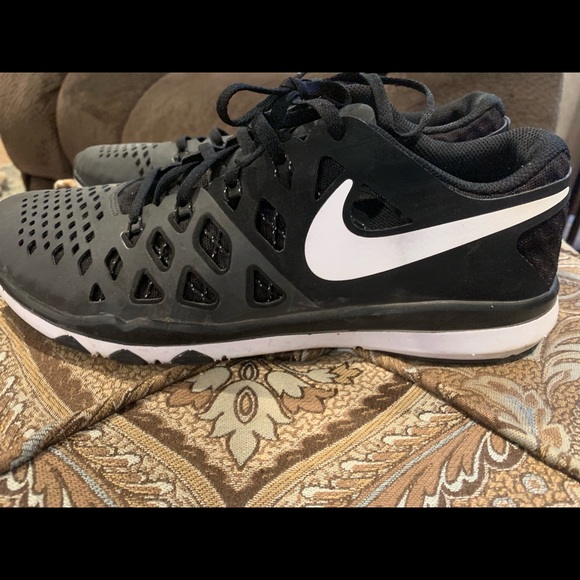 Nike Shoes - Nike shoes